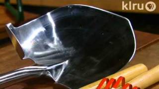 Ergonomic tools|John Dromgoole|Central Texas Gardener