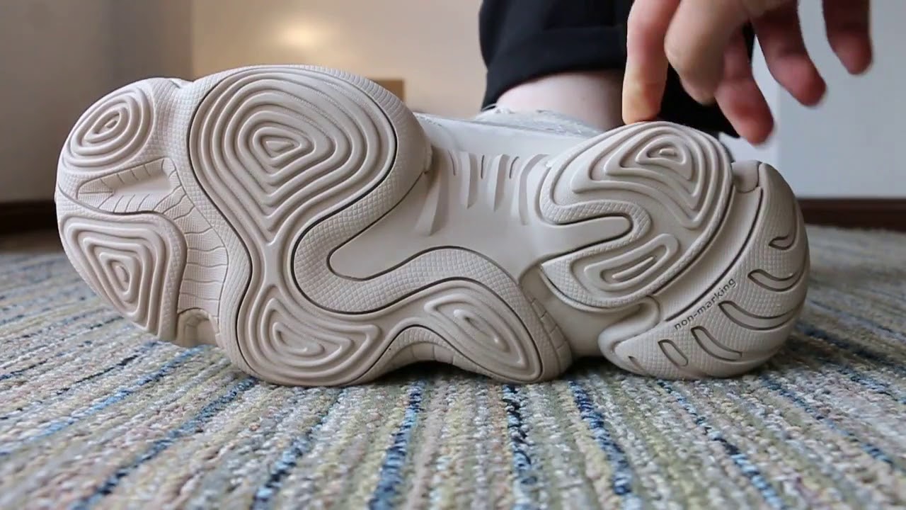 yeezy 500 desert rat on feet