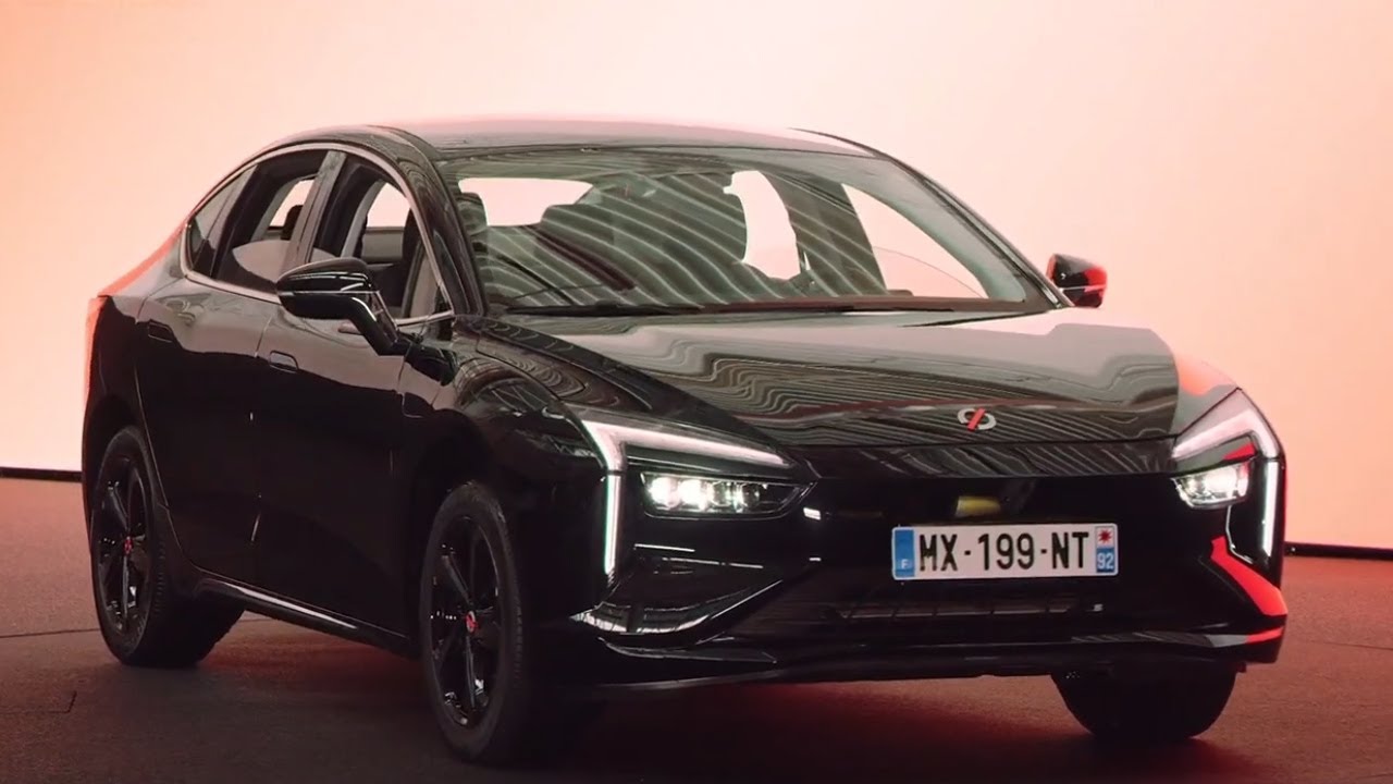 RENAULT Mobilize Limo (2022)   A look at future Renault EV Limousine