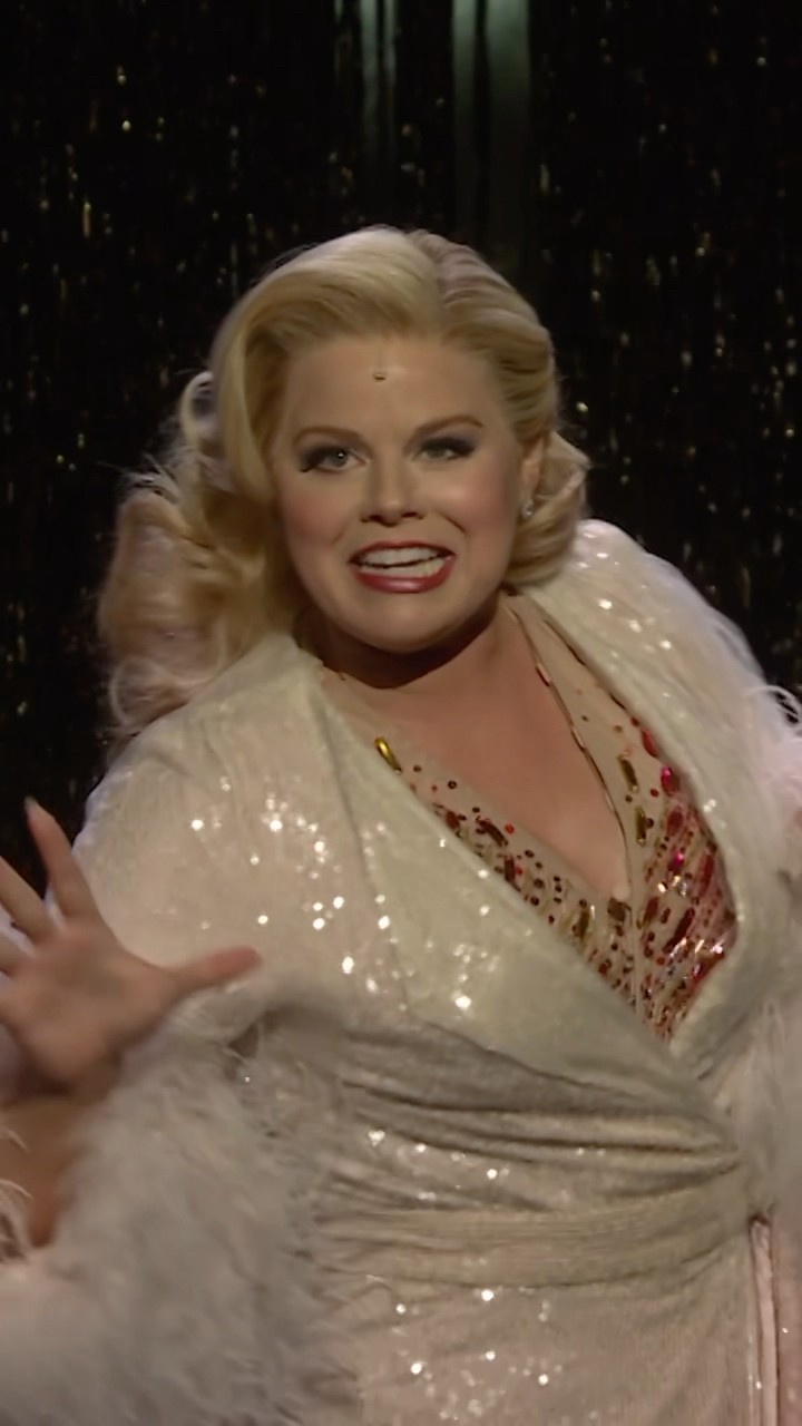 #DeathBecomesHer brings “For The Gaze” to Studio 6B! #FallonTonight
