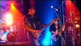 The Dirtbombs - Ode To A Black Man - Live on the telly.