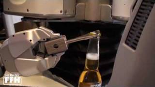 Männerträume werden wahr - Der Bier Roboter