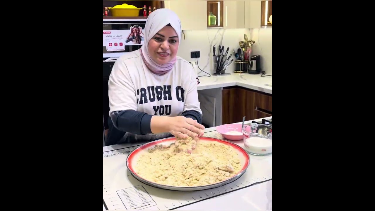 احنا اي تحدي حتي لو الجو برد القرص بالطشه😂😂