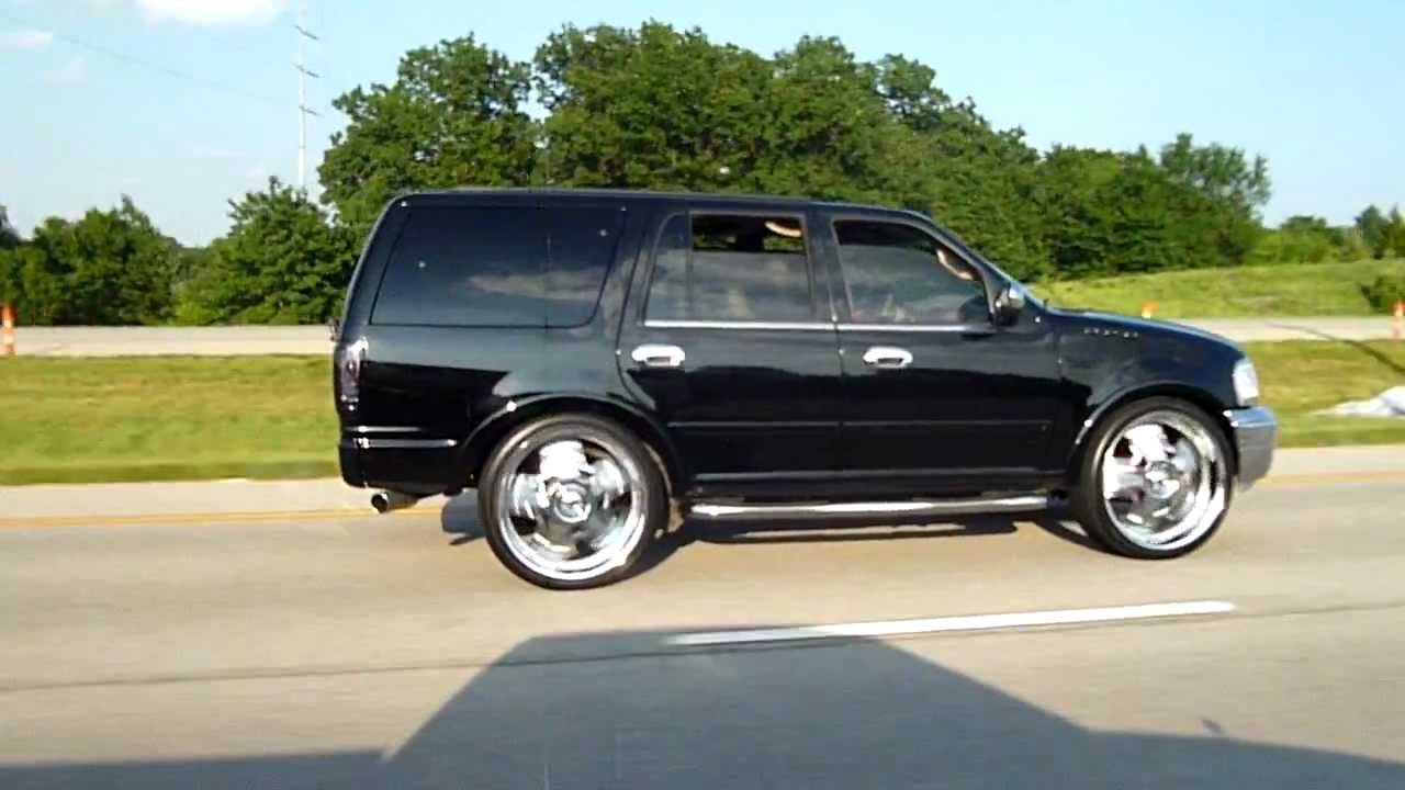 My Expedition on 26 INCH RIMS - YouTube.