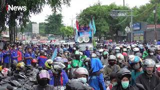 Buruh di Tangerang Kembali Turun ke Jalan Tuntut Kenaikan Upah #iNewsRoom 06/12