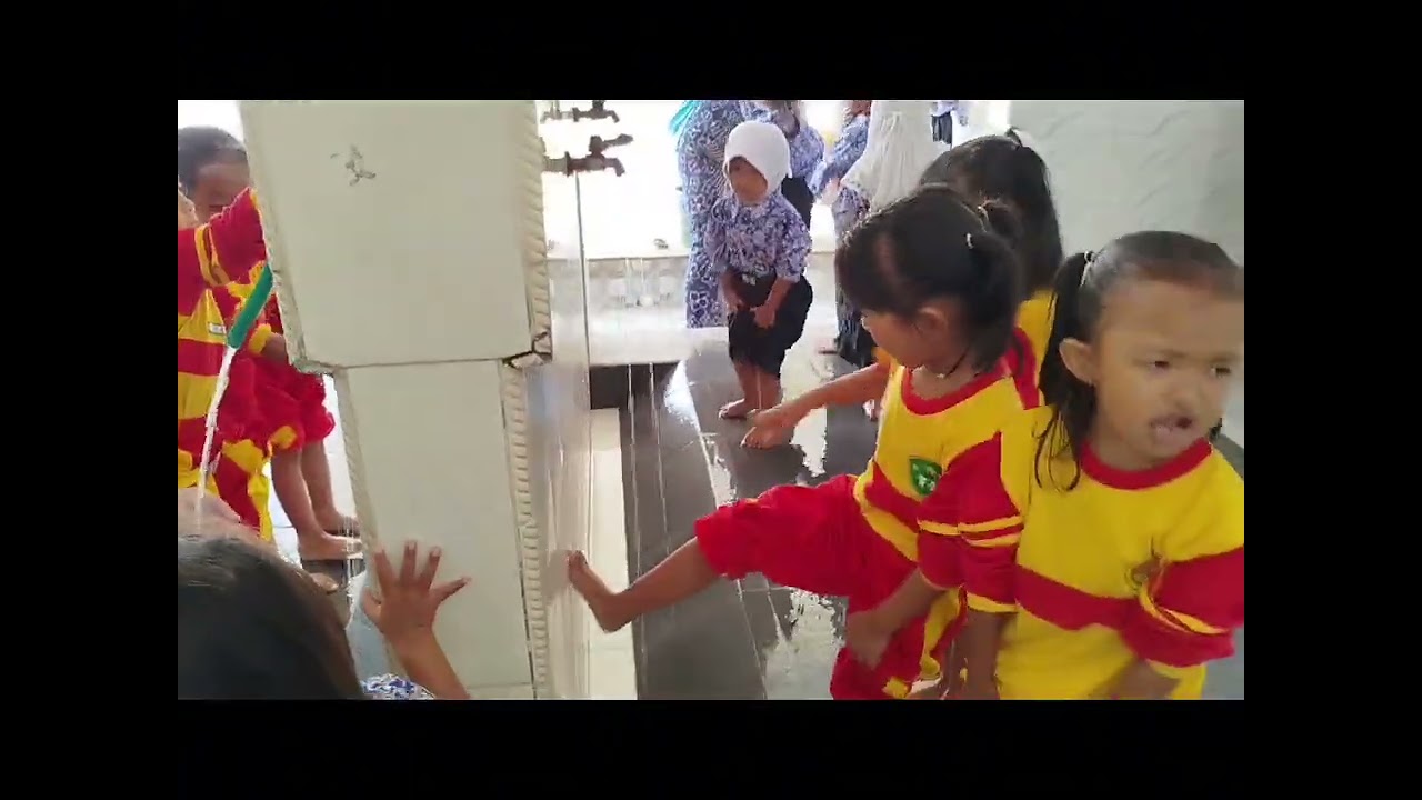Praktek Sholat #sekolah #tk #dinaspendidikan #deeplearning 