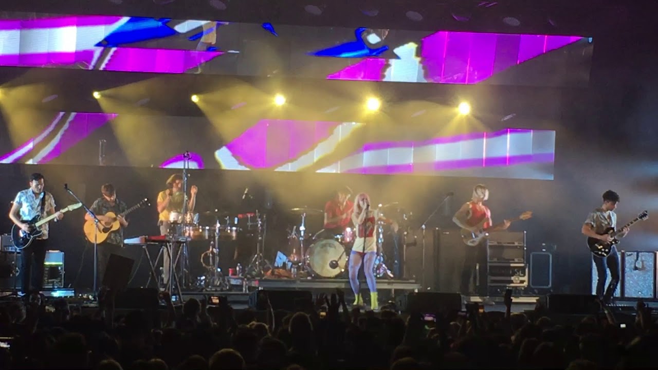 Caught In The Middle Live at The Mattress Firm Amphitheater 6/19/18