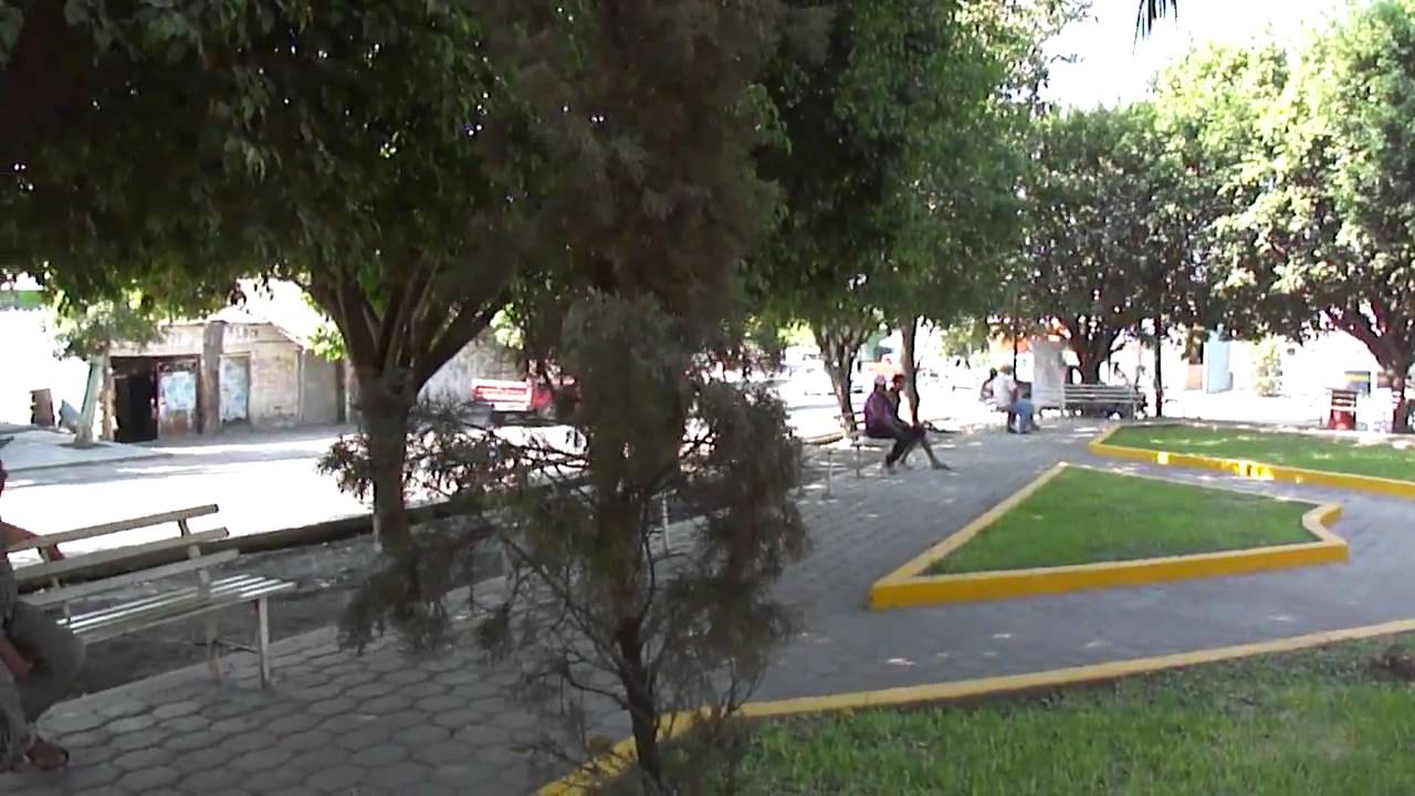 la ruana michoacan jardin de los huevones YouTube