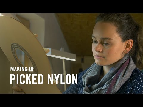 Making SESSION GUITARIST — PICKED NYLON | Native Instruments