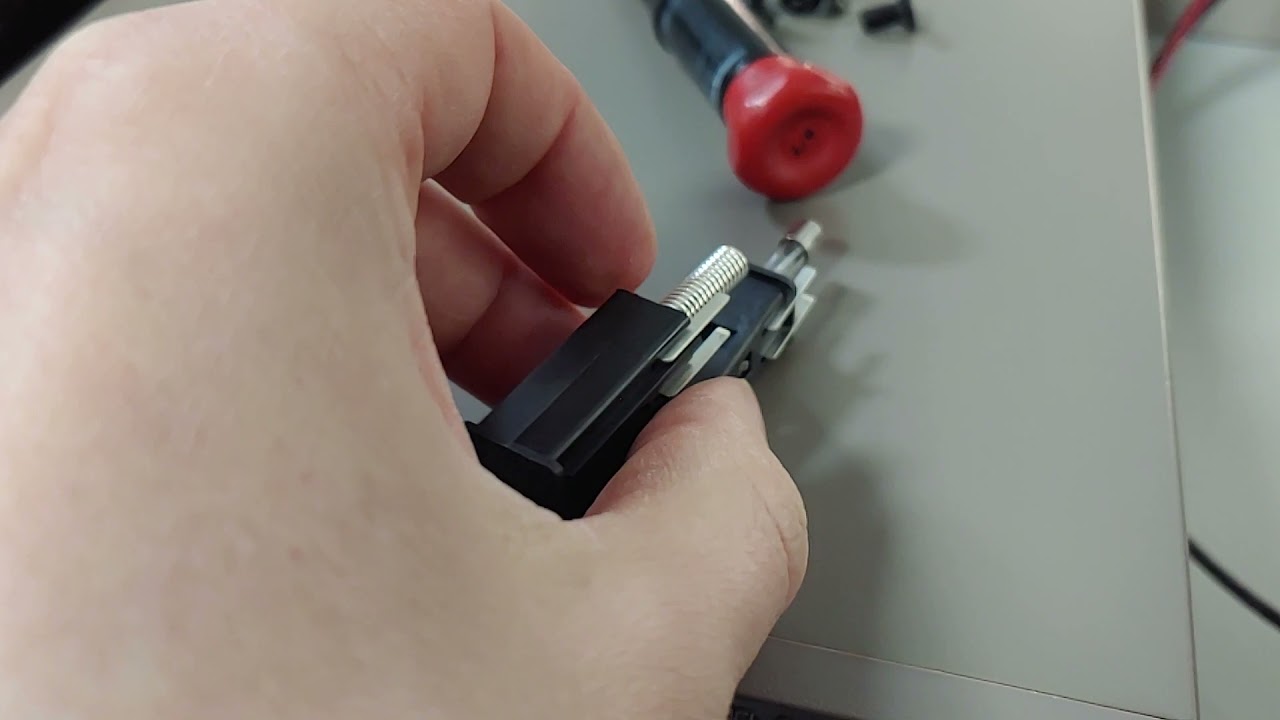 How to change the supply voltage on a Keithley 2182A