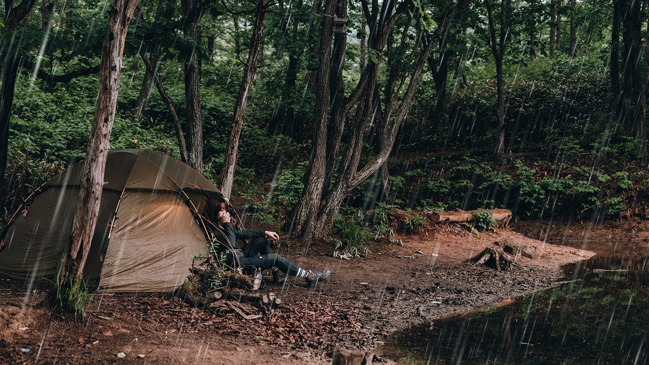 Solo Camping in the rain | good rest Listening to the sound of rain ...
