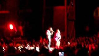 Joe Jonas & Demi Lovato: Wouldn't Change A Thing (September 2, Toronto)