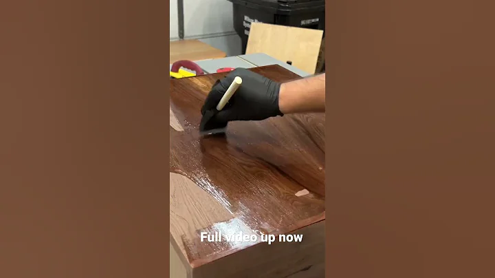 Linseed Oil and Polyurethane Wood Finish