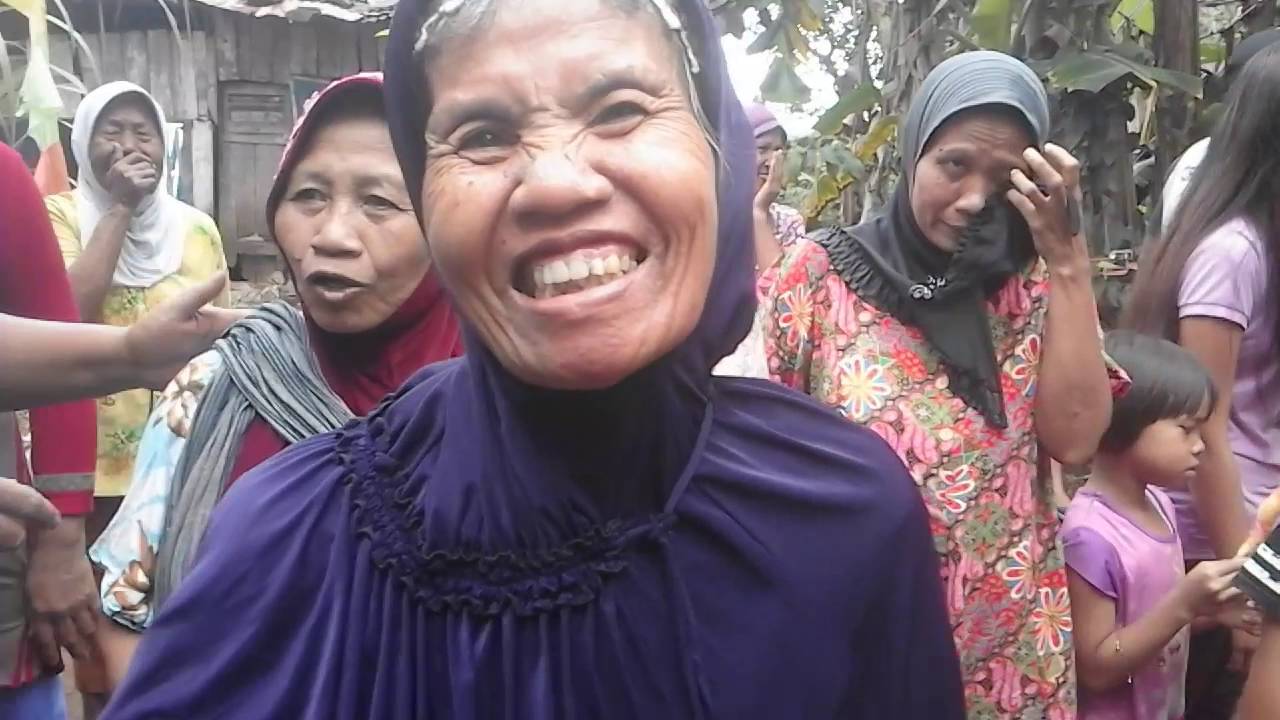 Video Lucu Nenek Nyanyi Youtube