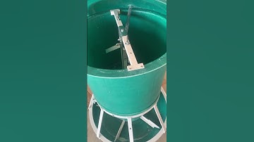 OSBORNE HOG FEEDER