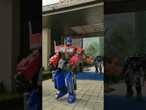 torang pasukan damai batudaa versi robot Transformers Bumblebee vs Optimus Prime