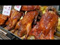 #RoastedPig #StreetFood Roasted#Suckling-pig  #RoastedDuck #RoastedGoose #hongkongstreetfood #香港美食