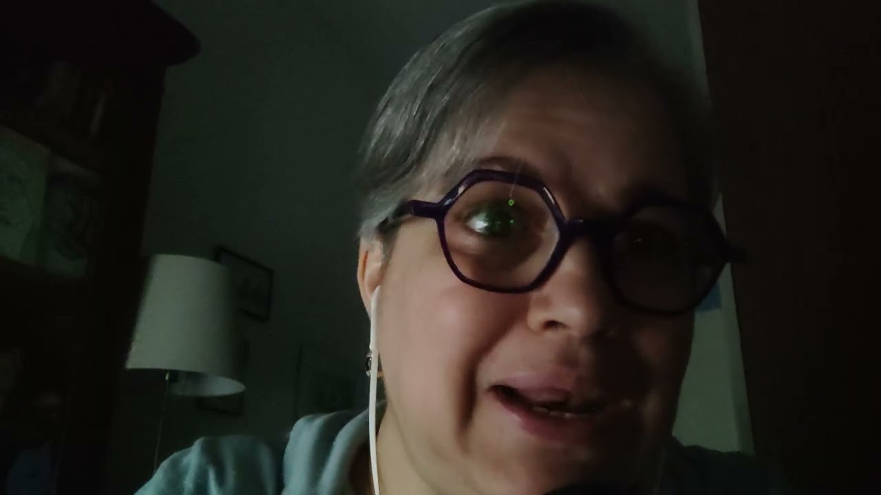 Asmr - whispering inaudible e movimenti mani per Ginevra  (birolotta@gmail.com)