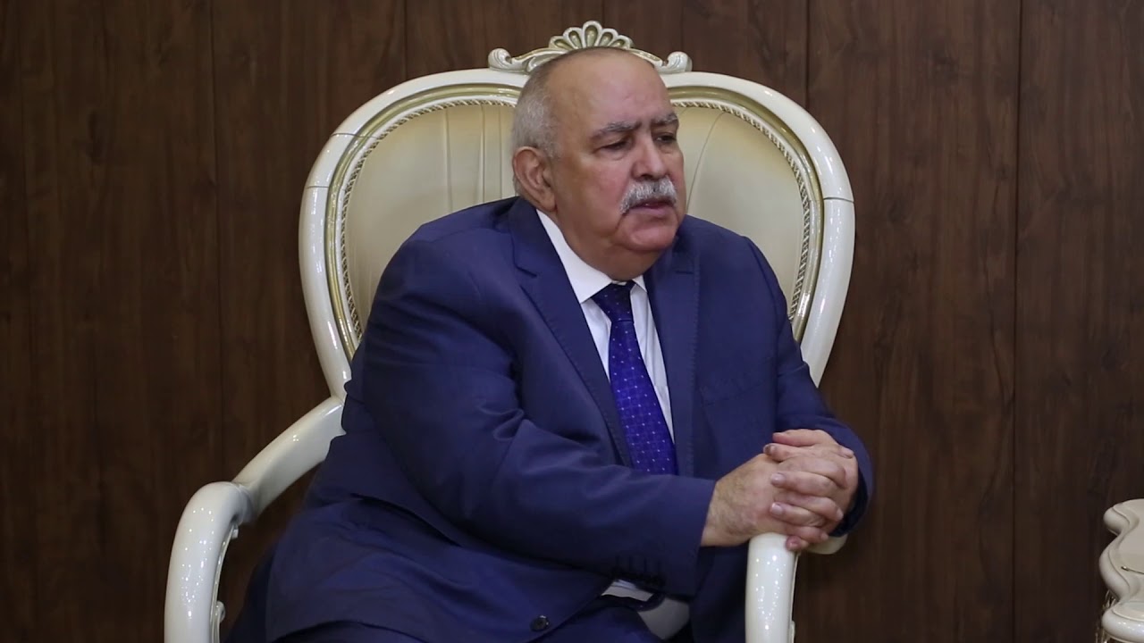‫وزير الشباب والرياضة يستقبل السفير الجزائري في العراق عبد ...