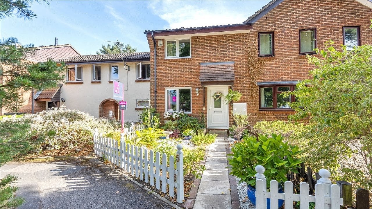 Chisbury Close, Forest Park, Bracknell Property Tour YouTube