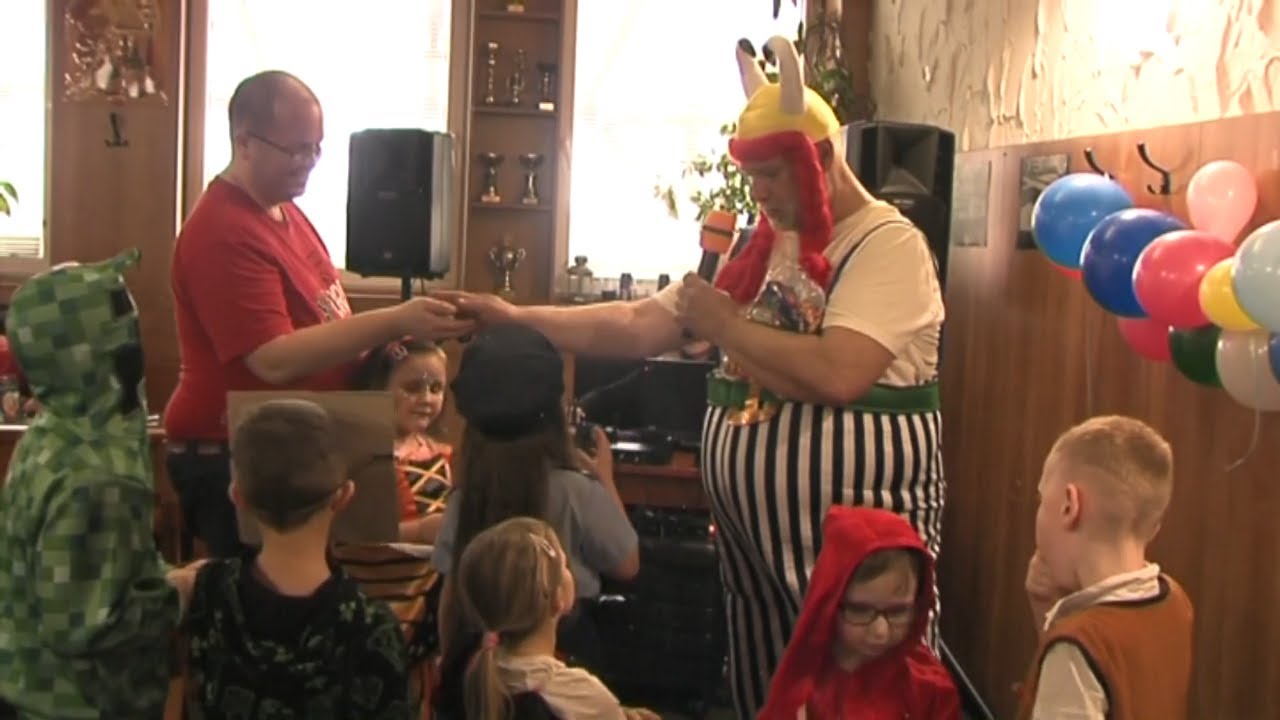 🎭 Maškarní ples v Hlučíně: Velká jízda v Trianglu  │ #Hlucinsko.TV │ @TelevizeHlucinsko