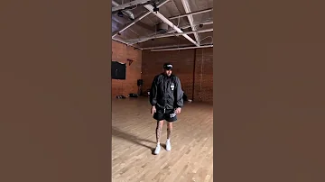 Chris Brown Dancing to People by Libianca ft. Ayra Starr, Omah Lay