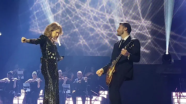 Celine Dion - Think Twice (Front Row) - Nov 24th - Las Vegas