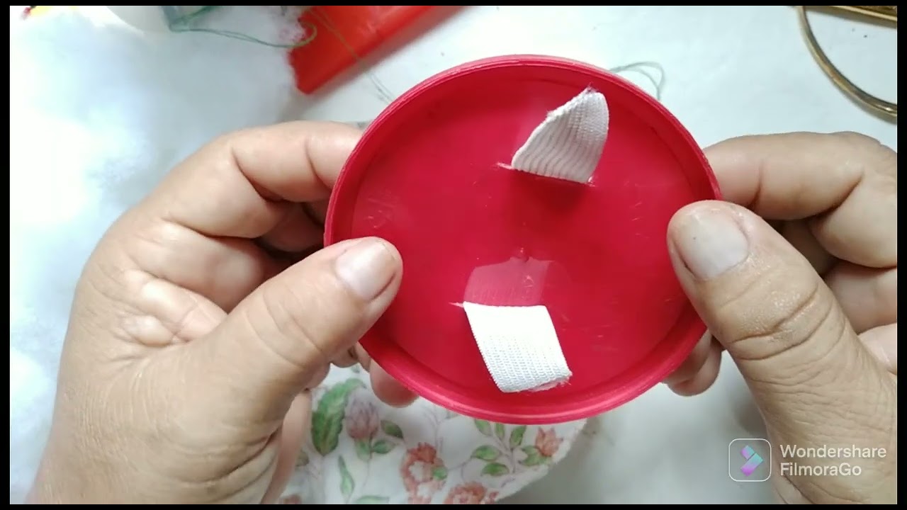 Alfineteiro de pulso.