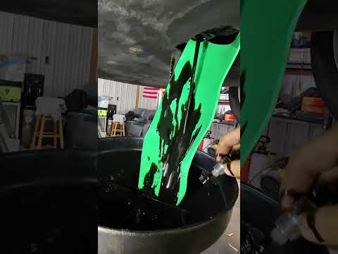 BMW 30k oil change! Why is it always Bmw? #oneeyedgarage #autorepair #bmw #enginerepair #automotive