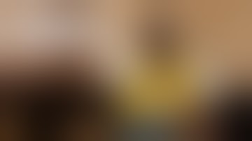 Spice 1 Gets Mad For Not Being On All Eyez On Me and Disses The Police For Wrongfully Arresting Him.