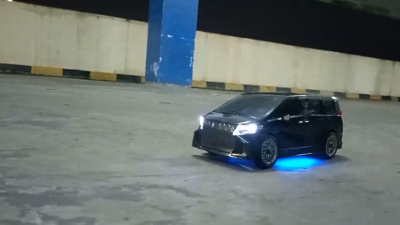 Test Toyota alphard. Rc mn68 Drift.