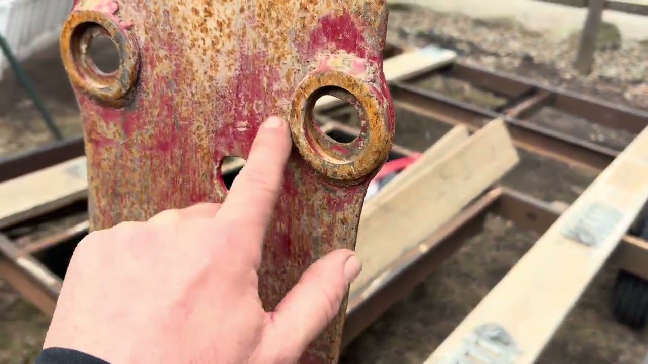 Honda pioneer 1000-5, 2023 deluxe, 20 month review with some action at the end. 