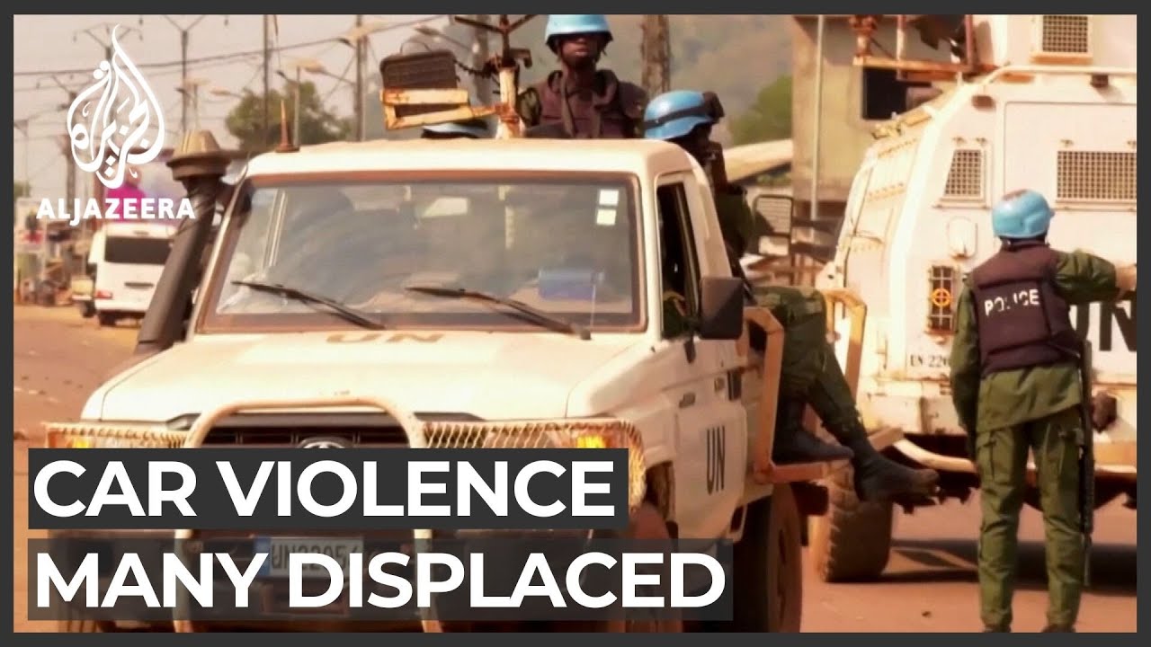 هجمات المتمردين في جمهورية أفريقيا الوسطى تتسبب في نزوح ما لا يقل عن 100 ألف شخص