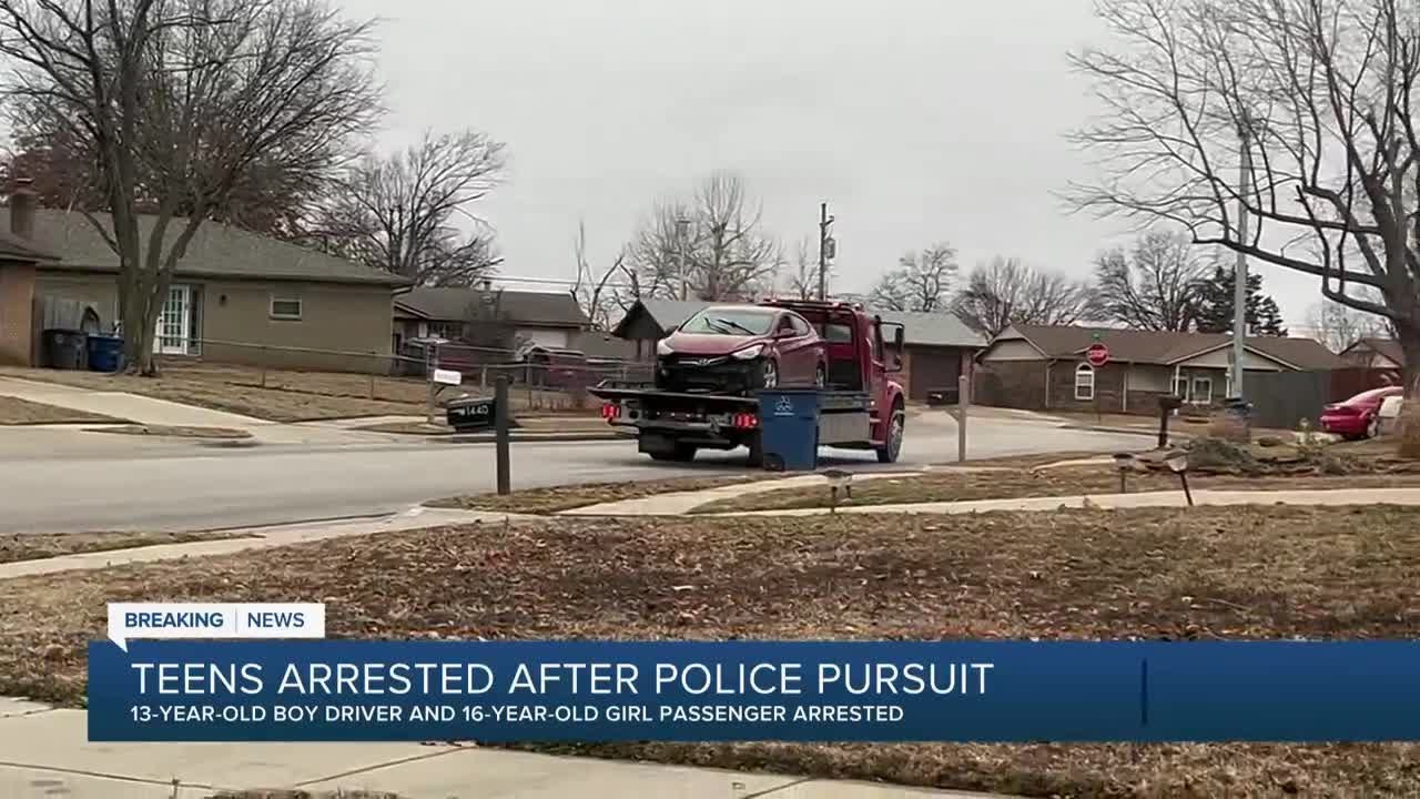 Teens arrested after stealing car and crashing into other cars - YouTube