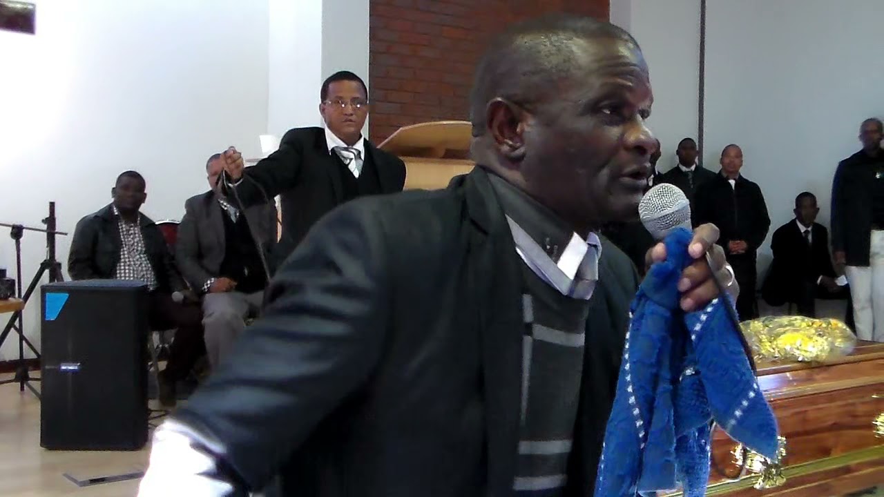 Apostel Oliphant (reiniging van die tempel) Pastoor Jacobs begrafnis. Deel 2