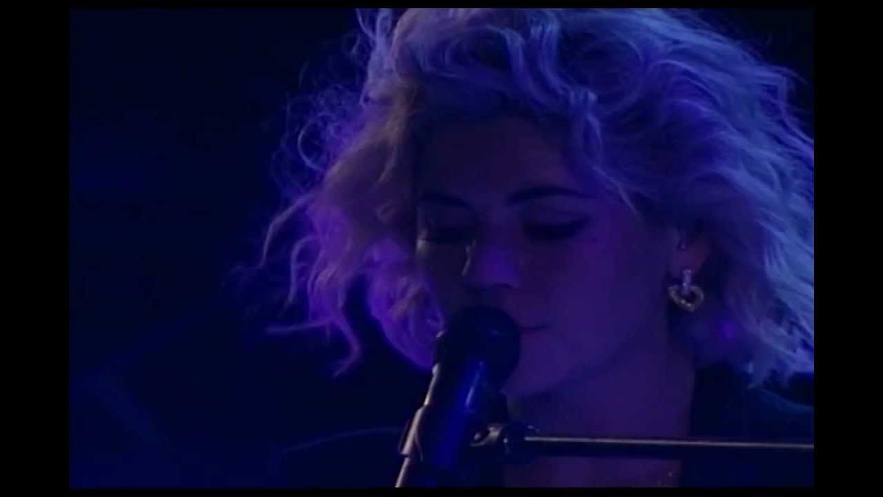 Marina and the diamonds - Obsessions (Legendas Pt/Eng) - YouTube