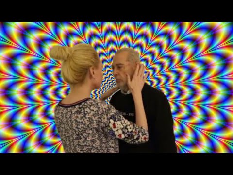 Video: Kā Hipnotizēt Ar Skatienu