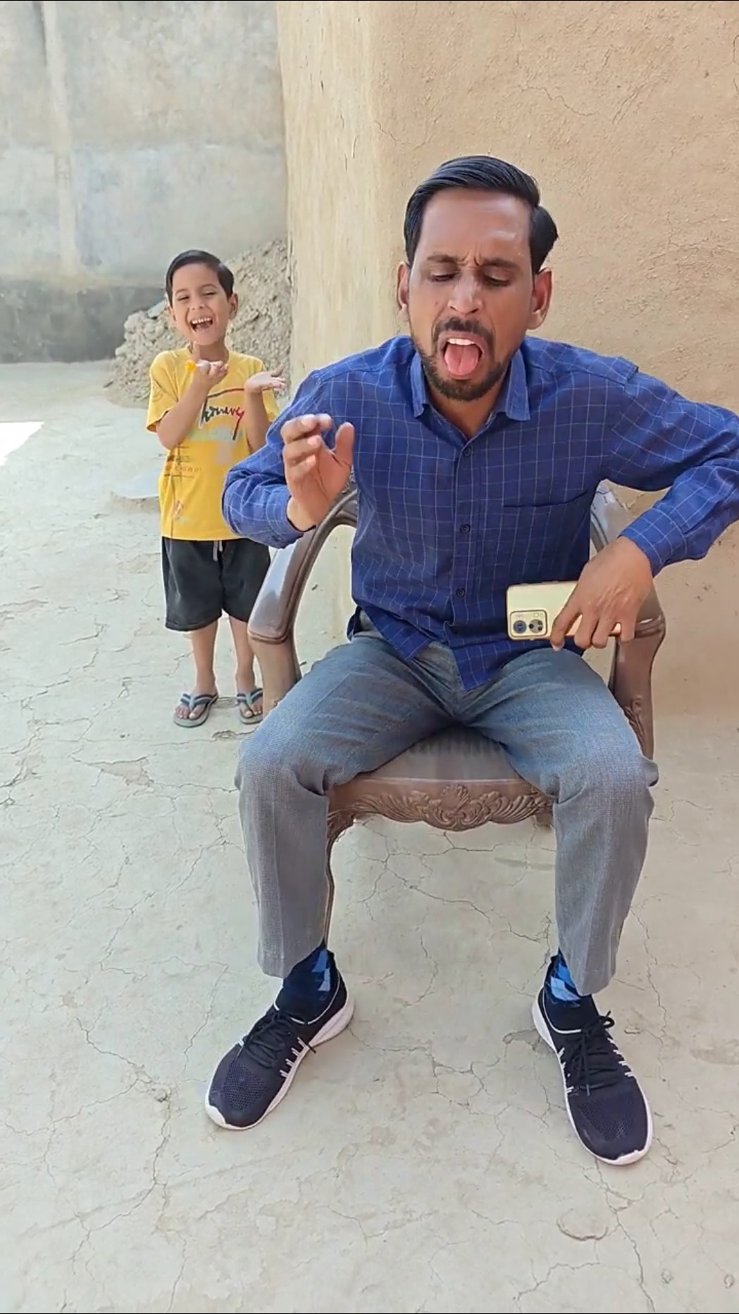 Shantanu ne chalaki se lollipop Badal Di ? #shorts