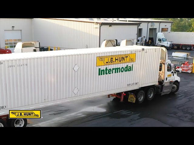 Driving with J.B. Hunt's Intermodal Division class=