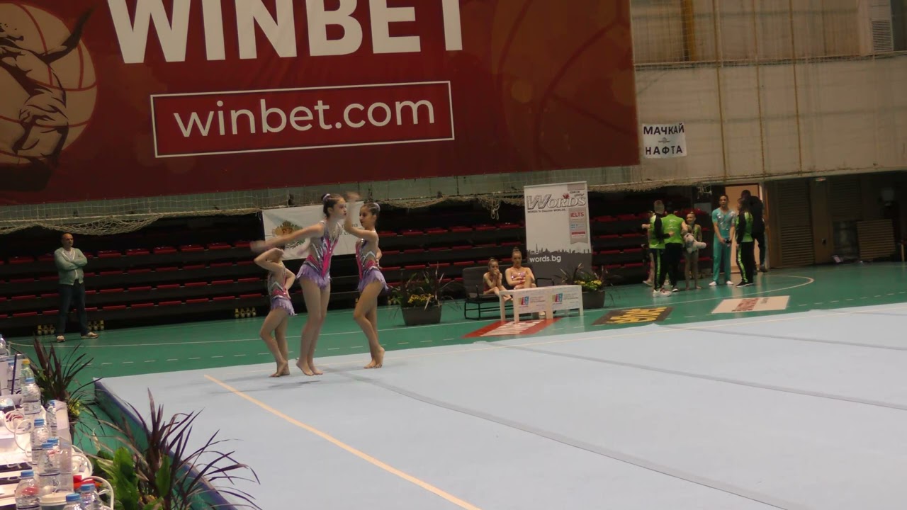 Теодора Драгоманова,Ивайла Кърджева,Дария  Стойкова -Akro Jump Burgas