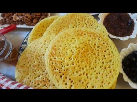 من كزا جيت وحضرت لعرس💃🏾💃🏾💃🏾 كل وحدة مادة يديها لحنة الله يسهل عليها