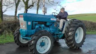 Cwm Vintage Tractor Run - 2012.
