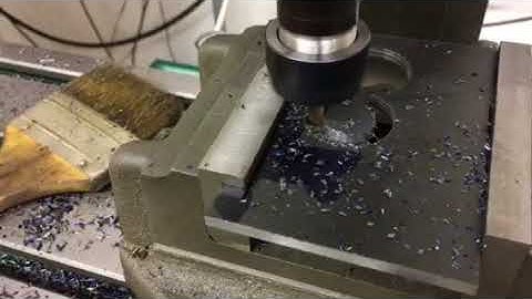 CNC G0704 LinuxCNC test hole cuts