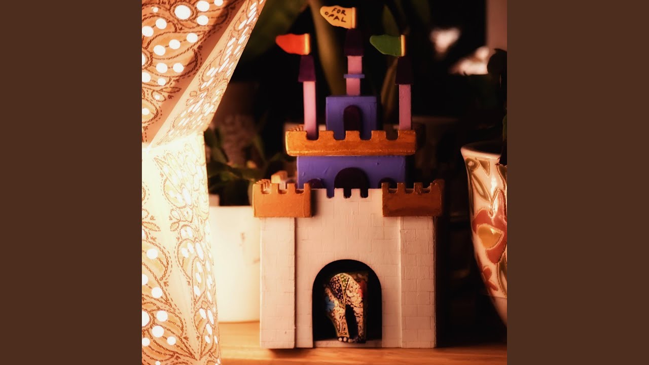 YouTubeでFableを視聴 YouTubeでFableを視聴