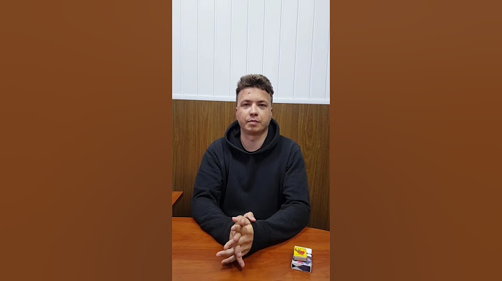 Белорусские силовики впервые после задержания показали Романа Протасевича
