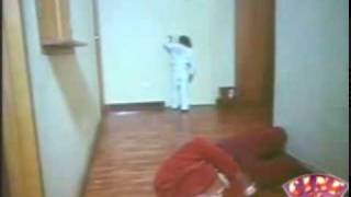 Cine De Warrior - For Your Height Only - El Minúsculo Weng Weng Dando Palos Y De Paso Ligando