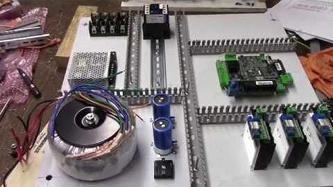 Phoenix CNC Router Upgrade: Centroid CNC Acorn DMM AC Servos. Part 3