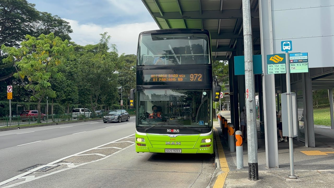 SMRT Buses MAN ND323F A95 (Batch 2) SG5769X on Service 972 departing Bus Stop 40239
