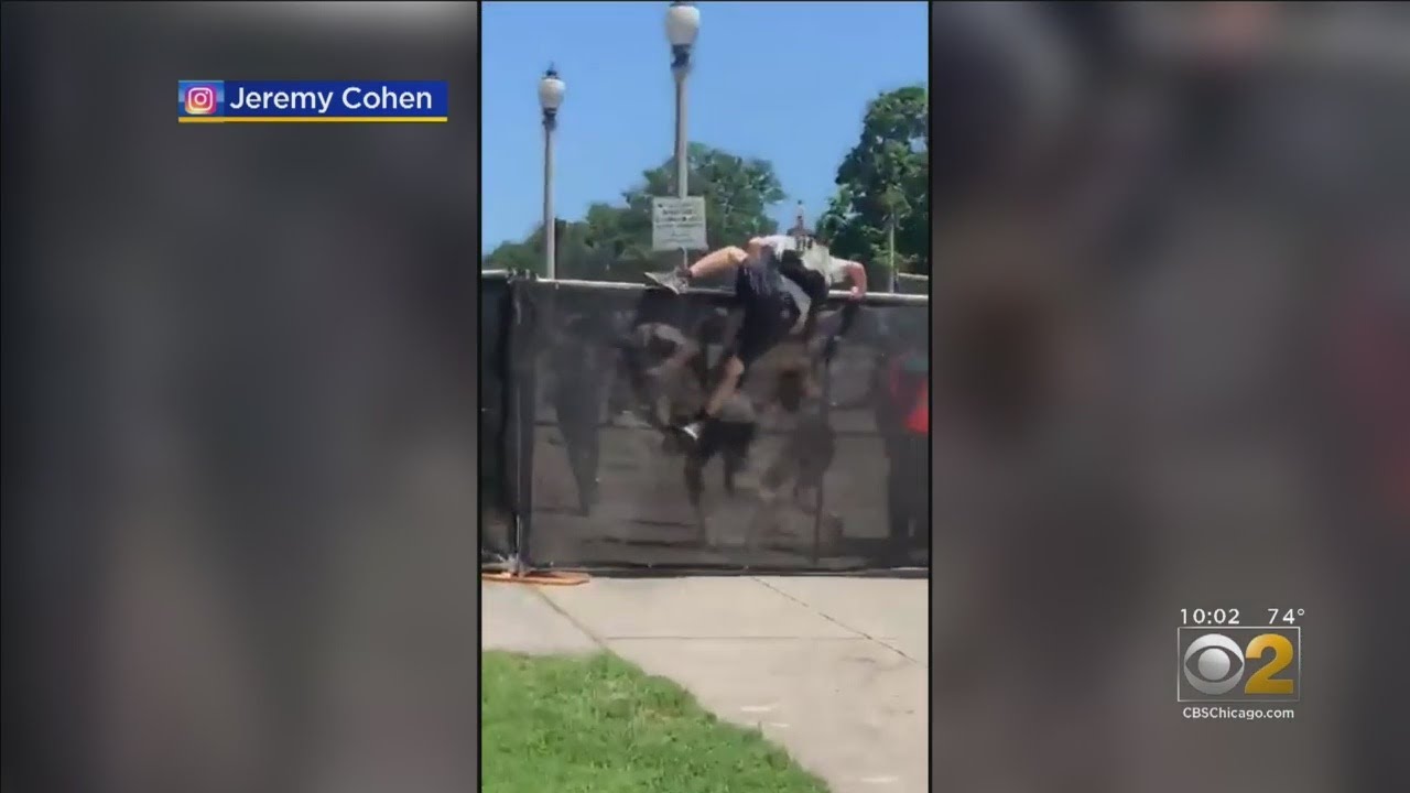 Lollapalooza is open in Chicago: The scene from the gates