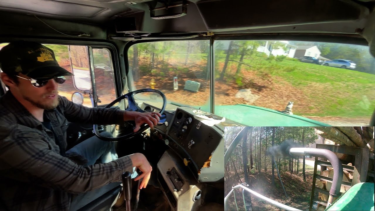 Hauling wood with the Mack DM Log Truck